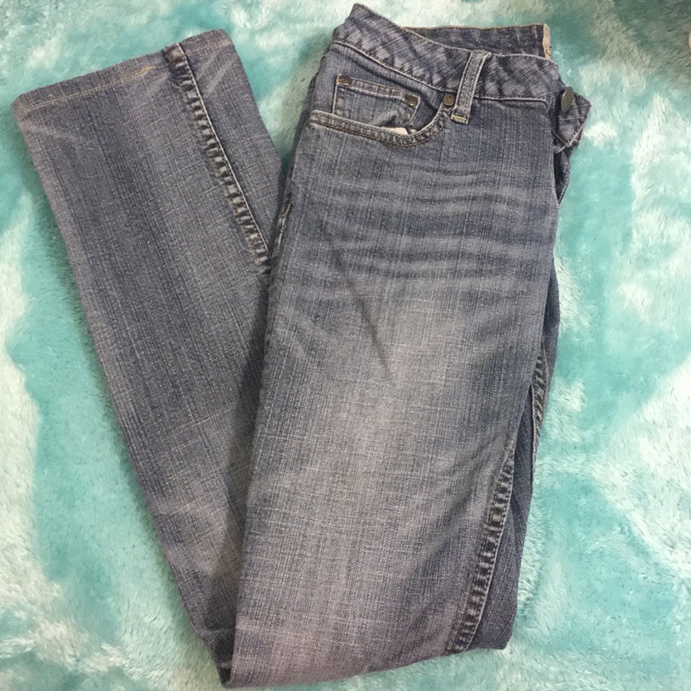 American Rag blue jeans | low rise